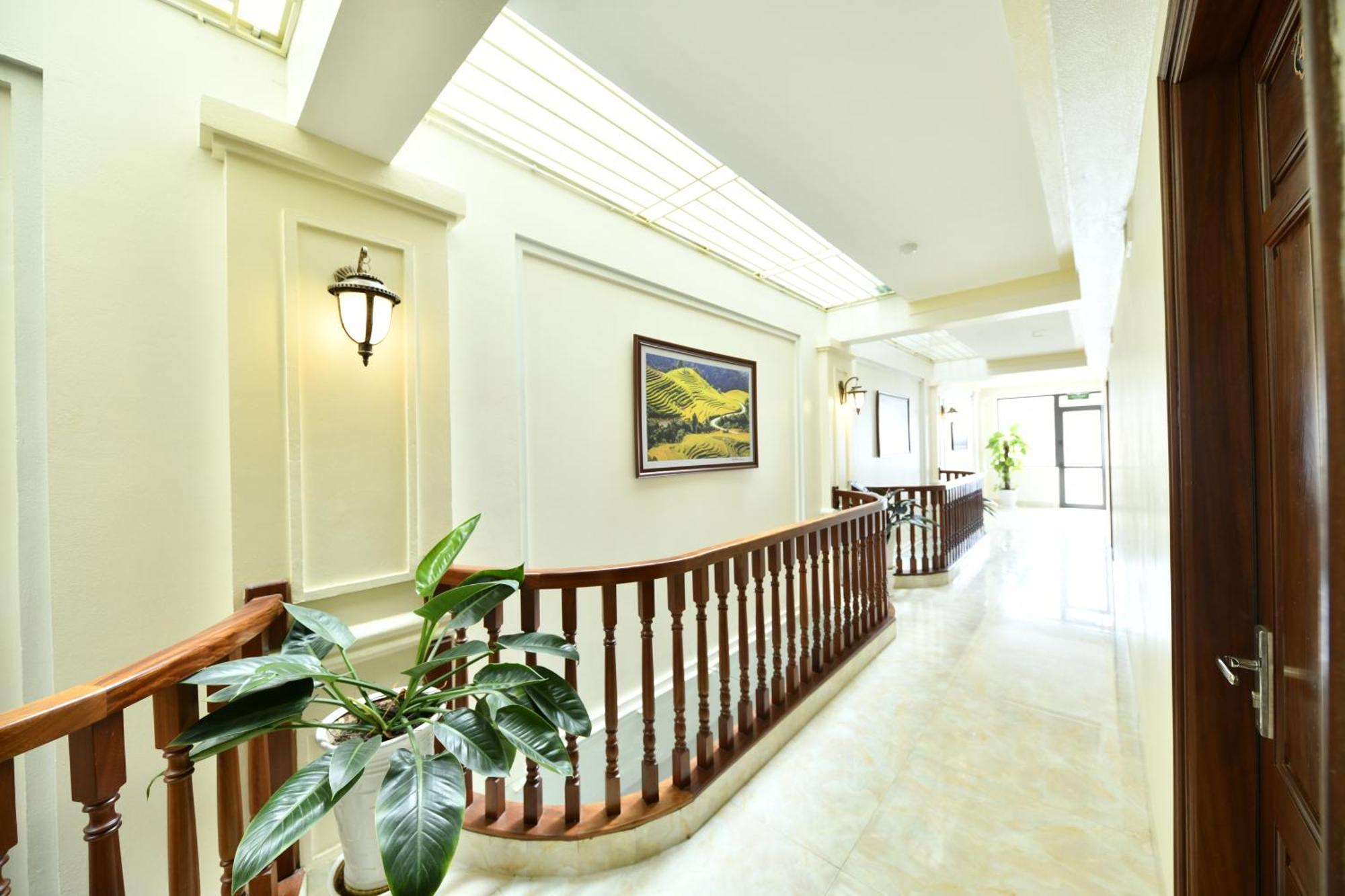 Sapa Symphony Hotel Exterior photo